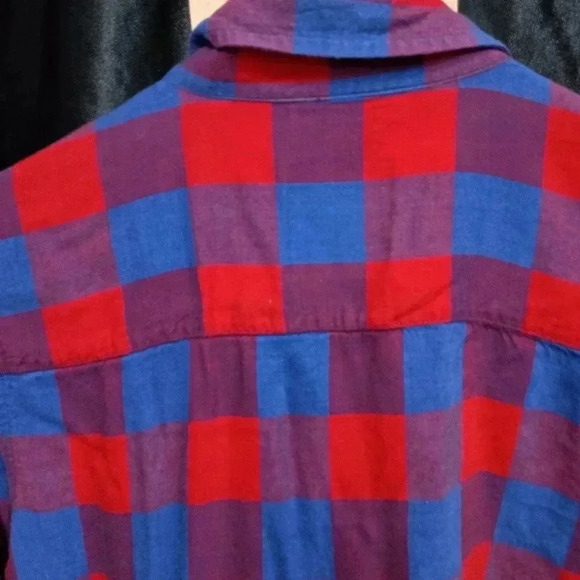 American Eagle red and blue  flannel like new womens size small - Picture 6 of 7